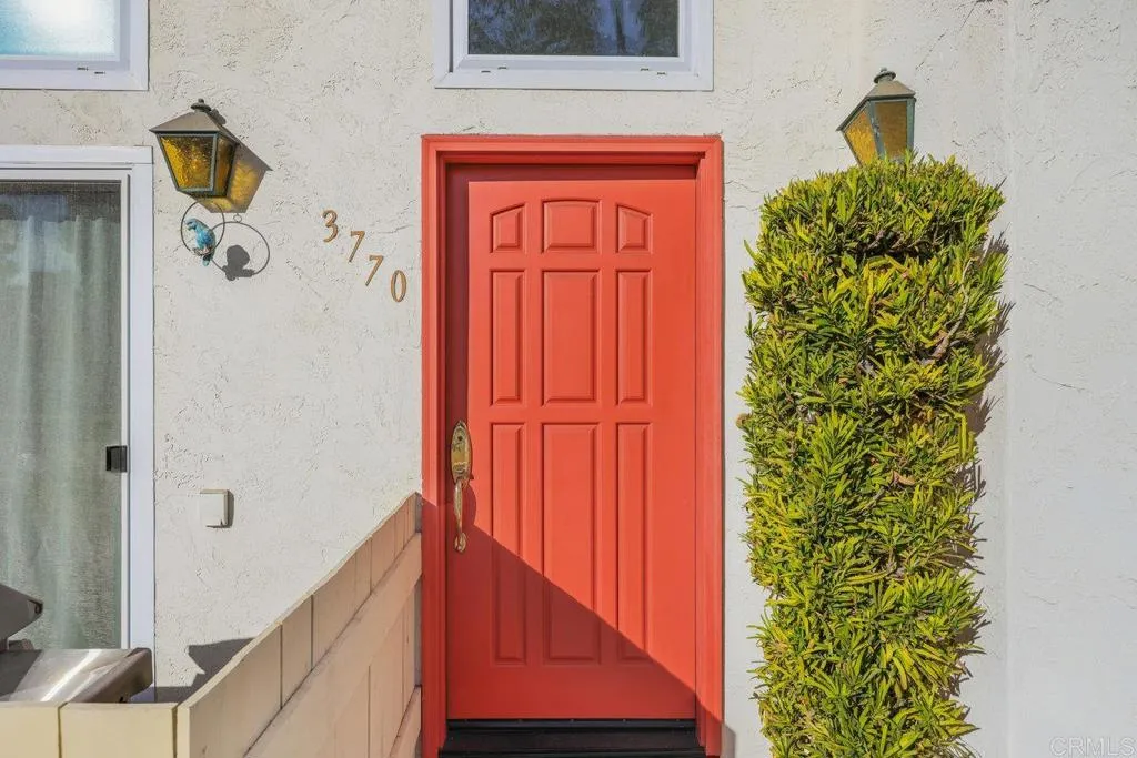 https://cdn.realtyfeed.com/cdn/127/306317064/d7a749695b2d98d1c16ec2715d3f6dd6.webp
