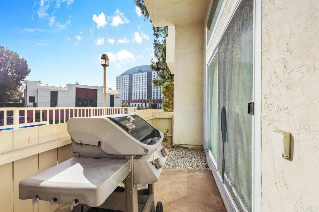 https://cdn.realtyfeed.com/cdn/127/306317064/e1436349f5b22e4edb62bda5be20719e.webp