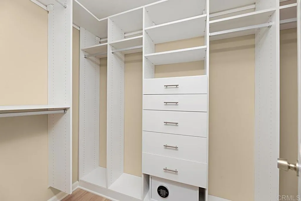 https://cdn.realtyfeed.com/cdn/127/306317169/99491d5ac0195b706843ca579d5f644d.webp