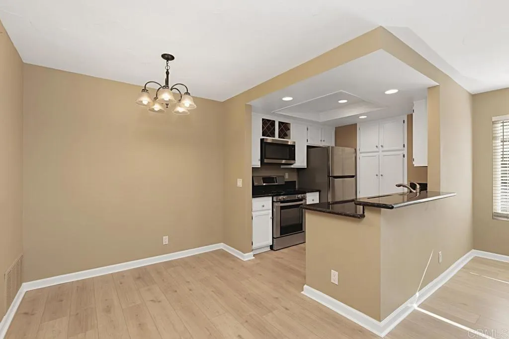 https://cdn.realtyfeed.com/cdn/127/306317169/bf3ab82632908d20447526a070618de1.webp