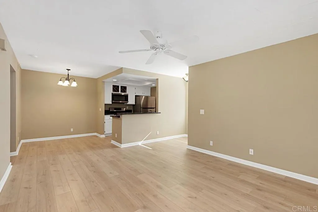 https://cdn.realtyfeed.com/cdn/127/306317169/e2b27980c927f6c99141f87119998c4d.webp