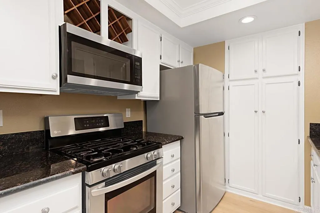 https://cdn.realtyfeed.com/cdn/127/306317169/eca14aaa6becee9c2d4591183993f988.webp