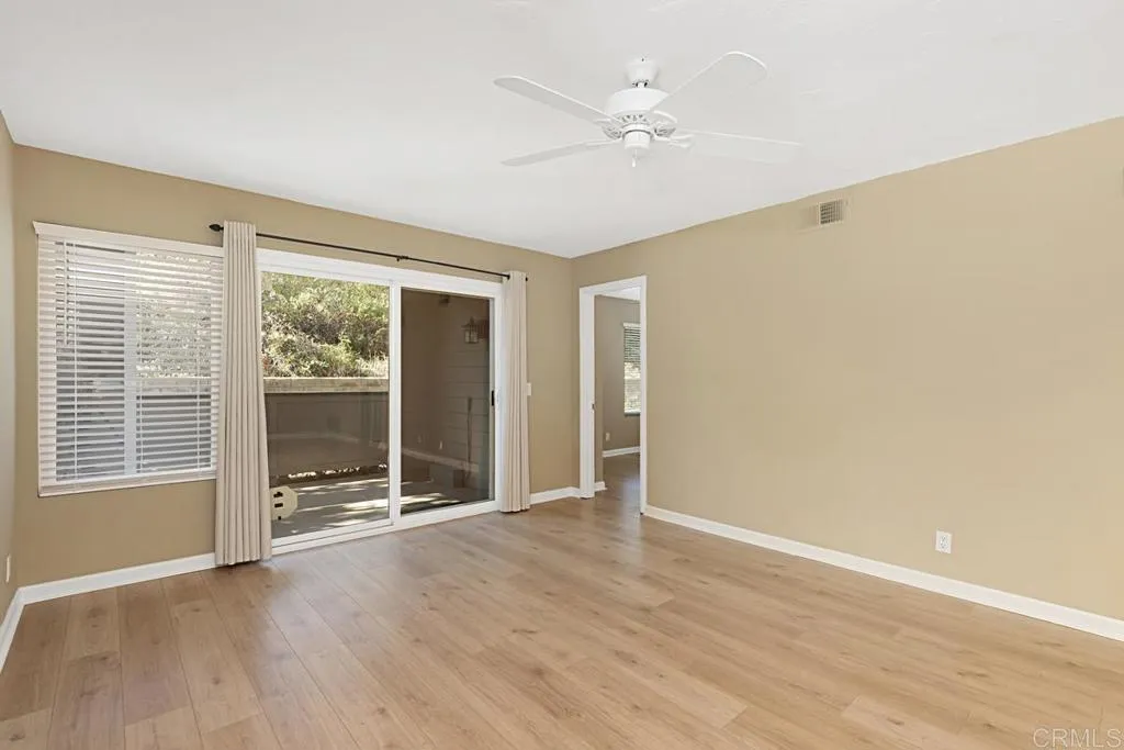 https://cdn.realtyfeed.com/cdn/127/306317169/eede6da3ce40ad19f8db7acbb1ec068f.webp