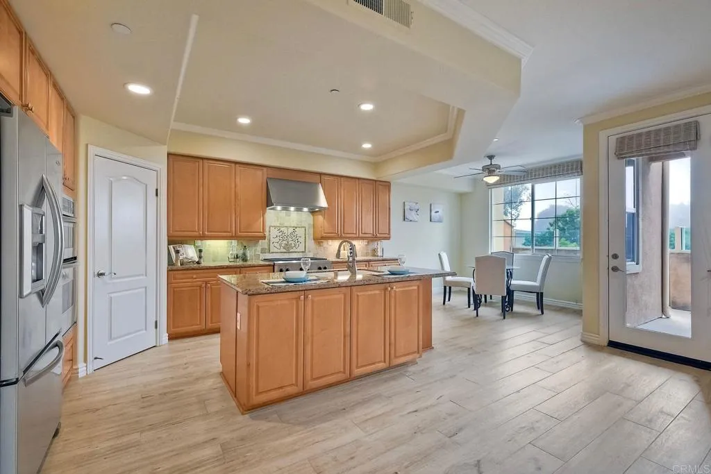 2744 Carlsbad Boulevard Unit 205, Carlsbad, CA 92008 - Photo 5 of 26, Carlsbad, CA