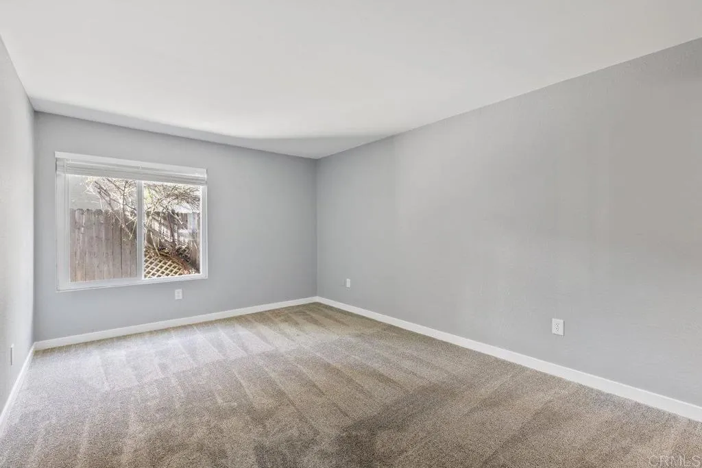 https://cdn.realtyfeed.com/cdn/127/306317441/e9deef3863afa7ad6819cb0827d08e6e.webp