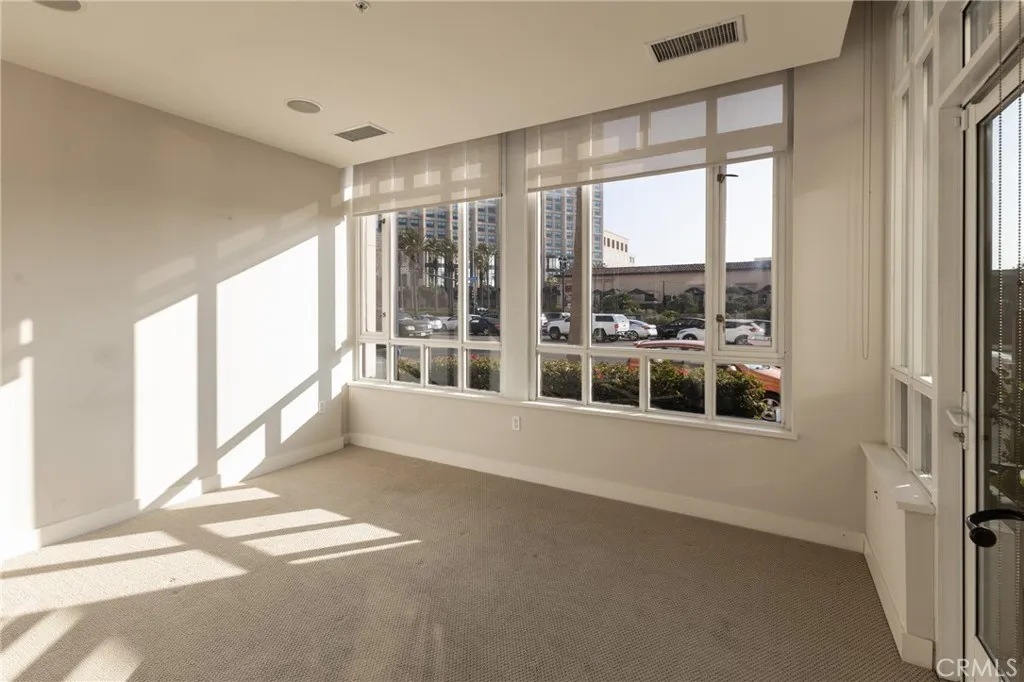 Photo #13: OC24239481 Listing: Photo #13