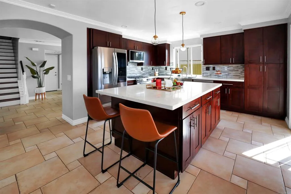 https://cdn.realtyfeed.com/cdn/127/306318771/41f8119957aee2d4b44dcf58b3038854.webp