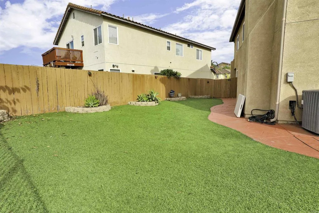 https://cdn.realtyfeed.com/cdn/127/306318771/72b940b4a6051d7abd34a31ca5d9a1b7.webp
