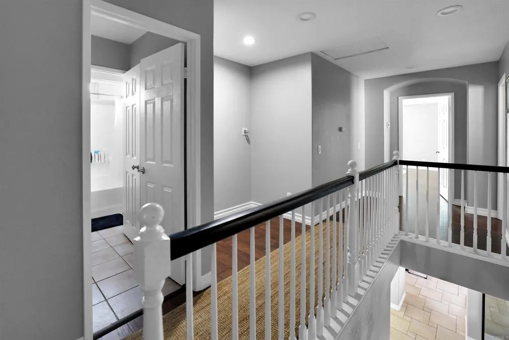 https://cdn.realtyfeed.com/cdn/127/306318771/a9cb67618c1c44a615e51879b0daf644.webp