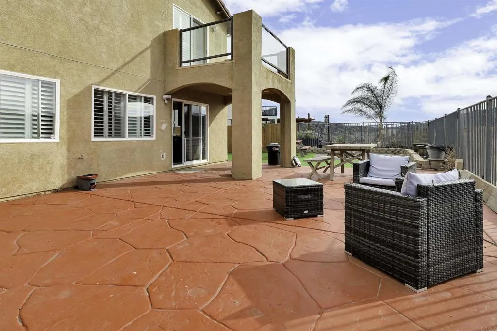 https://cdn.realtyfeed.com/cdn/127/306318771/ad66097f9dd2d2d668970bdf6fa8c428.webp