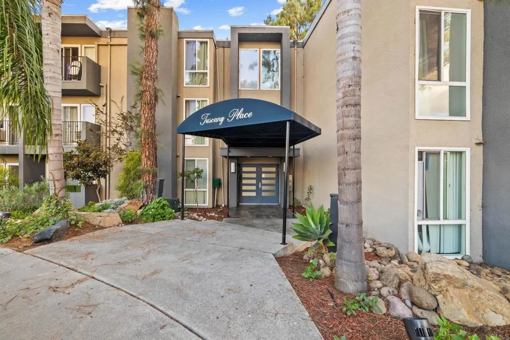 https://cdn.realtyfeed.com/cdn/127/306318772/74c9660317def4d414b9973feea7bb05.webp
