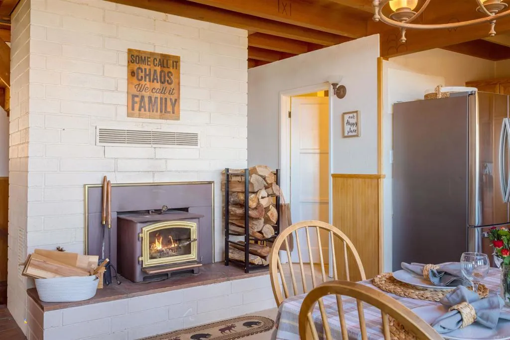 https://cdn.realtyfeed.com/cdn/127/306318889/7a14eb8aee4d1df72ed33bb6e44f114d.webp