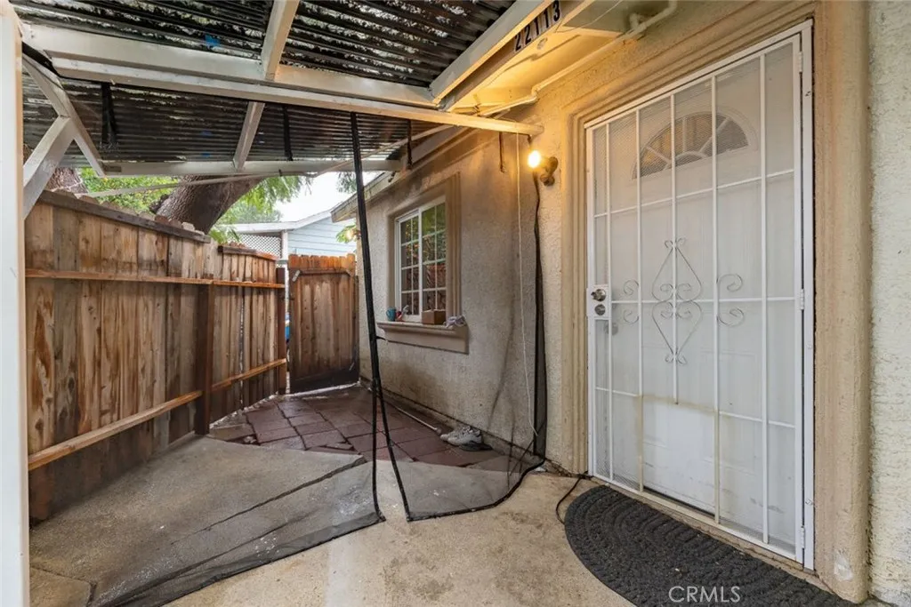 22113 Cantlay Street, Canoga Park, Ca 91303 - Photo 2 of 33, Canoga Park, CA