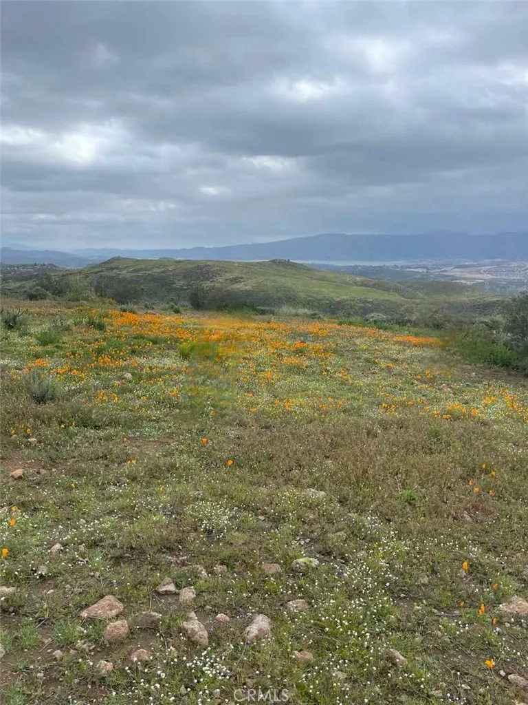 0 Hilltop, Perris, Ca 92560