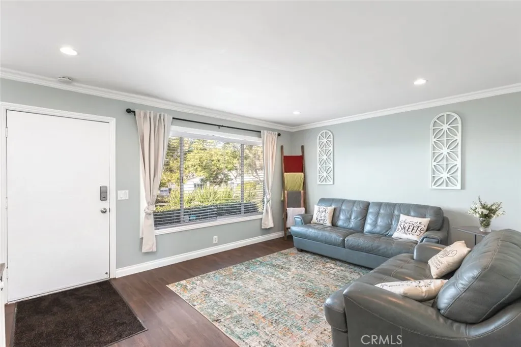Photo #4: SW24243917 Listing 