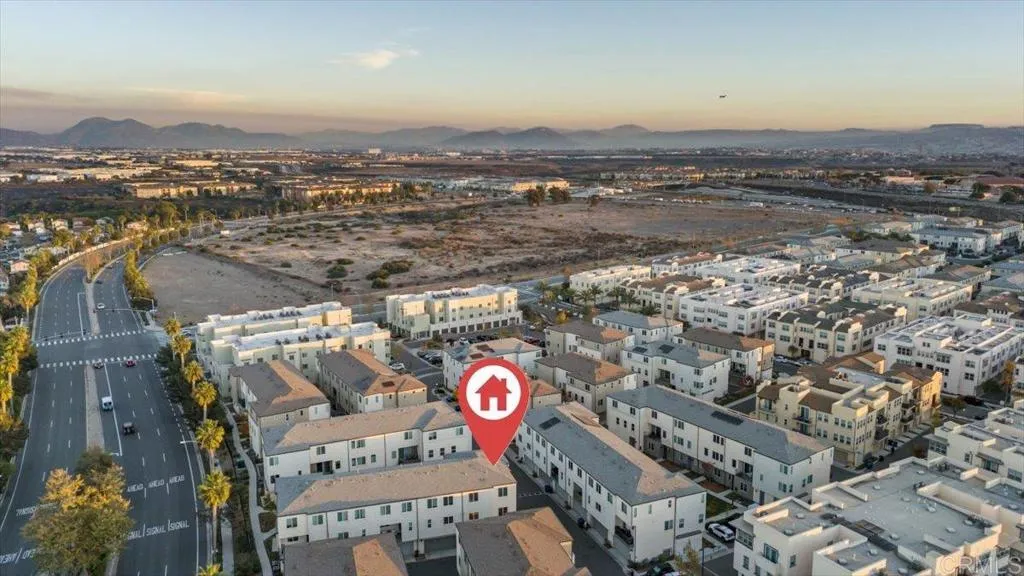 https://cdn.realtyfeed.com/cdn/127/306320579/c47b4309813edb02799d1fdcd6ba7ba9.webp