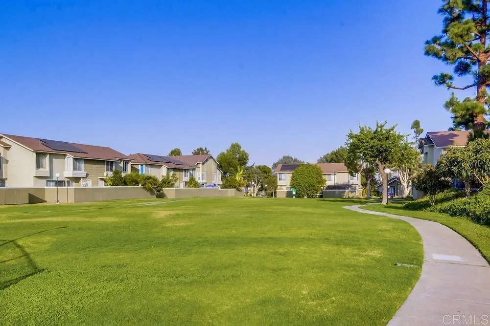 https://cdn.realtyfeed.com/cdn/127/306321104/2ccc0a2089ec704e726692be612e4fe1.webp