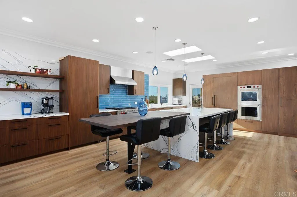 https://cdn.realtyfeed.com/cdn/127/306321405/704a988017e65b03b5d71ecf6c353798.webp