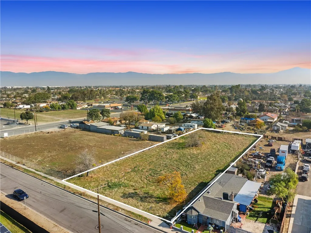 8553 Criss, Fontana, Ca 92335 - Photo 5 of 26, Fontana, CA