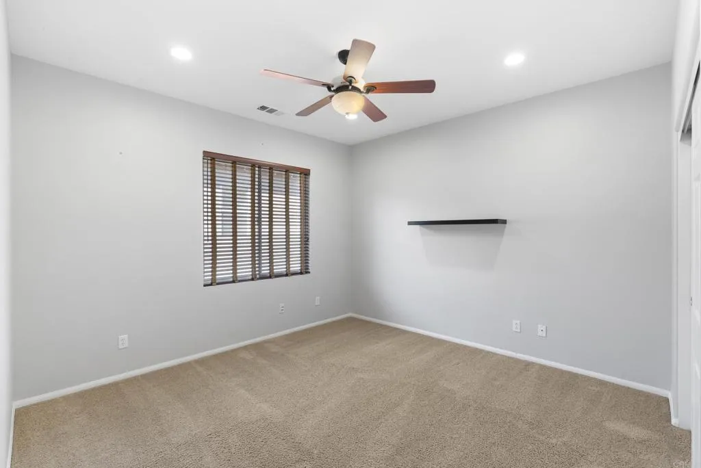 https://cdn.realtyfeed.com/cdn/127/306321460/2c0a8bab8920c4ac411e66ba970edc41.webp