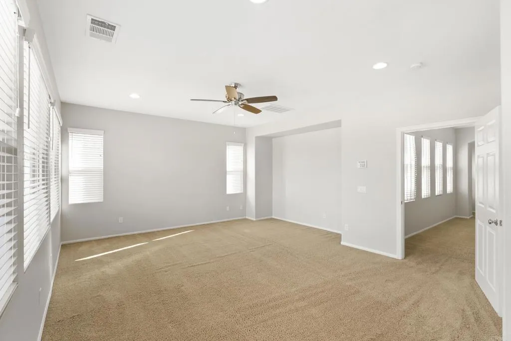 https://cdn.realtyfeed.com/cdn/127/306321460/59f7f34856d16d95ed358c9b6c307456.webp