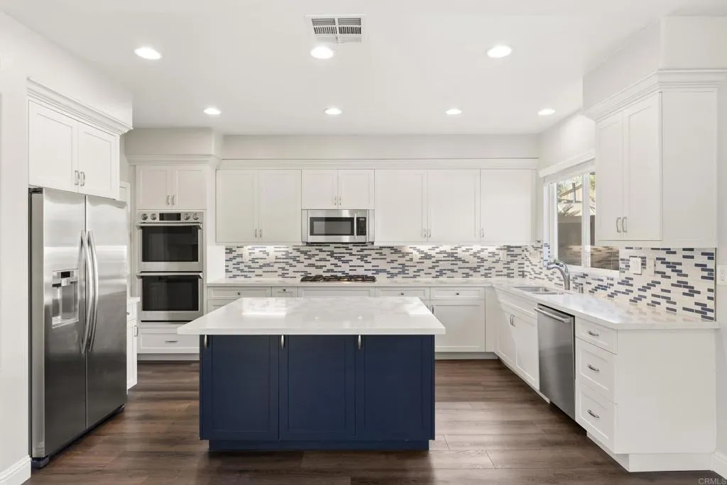 https://cdn.realtyfeed.com/cdn/127/306321460/de813db86599161c75188d471bef5334.webp