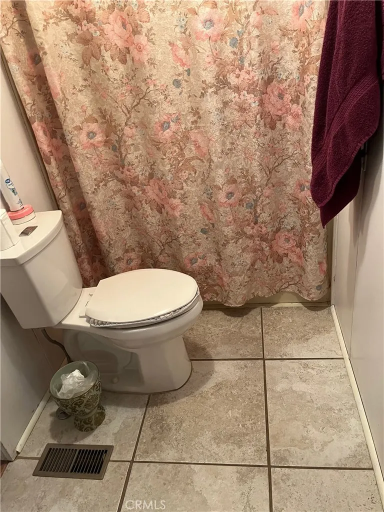 https://cdn.realtyfeed.com/cdn/127/306322467/2c48c157c6e5a4bb942e6d7517a602b7.webp