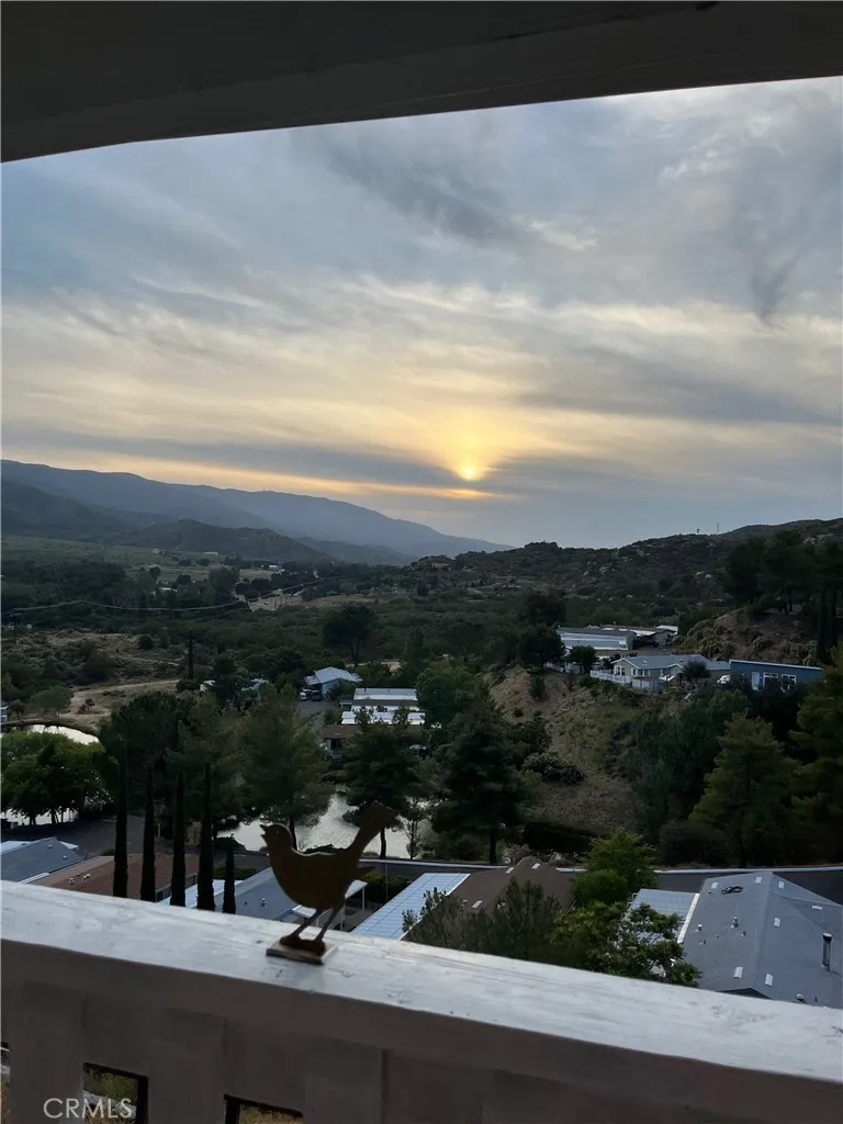 https://cdn.realtyfeed.com/cdn/127/306322467/756ec3bcec38a96475e02b433e6012f6.webp