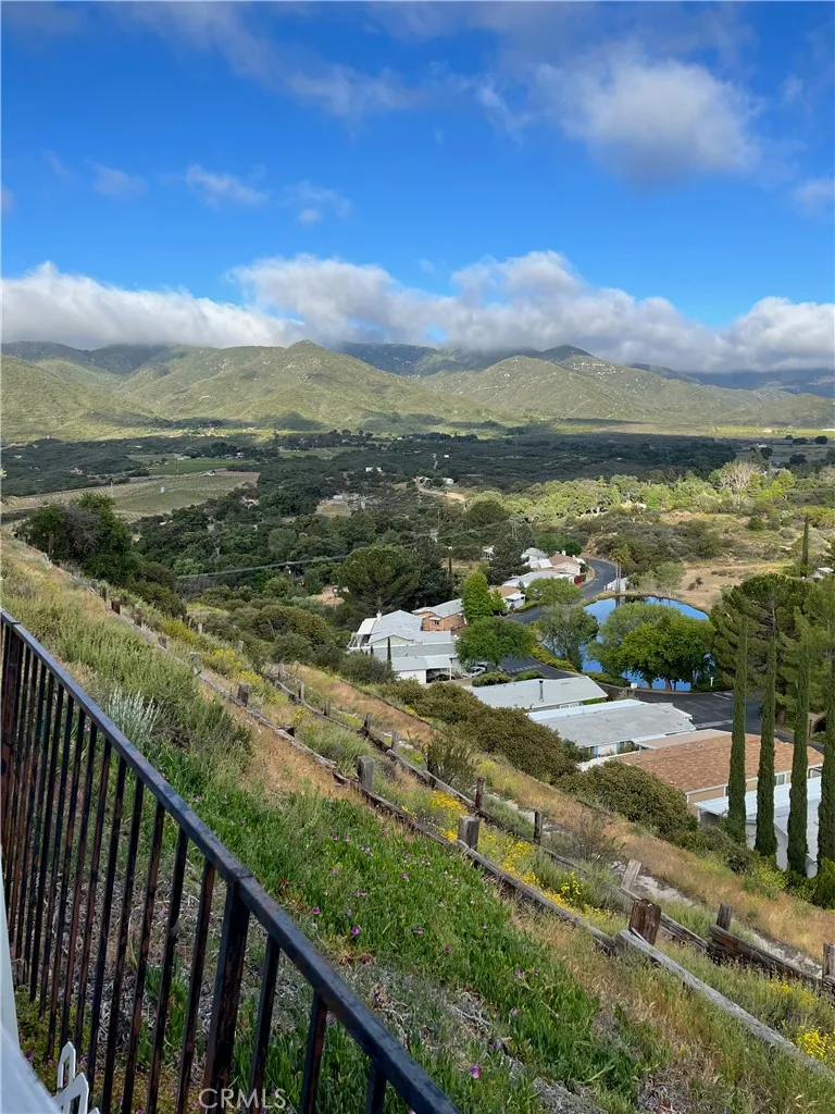 https://cdn.realtyfeed.com/cdn/127/306322467/ba2904930bc1792baf28beeeef1800b9.webp