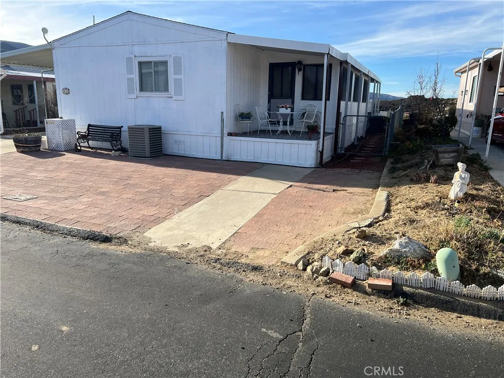 https://cdn.realtyfeed.com/cdn/127/306322467/ccbf0b7caad727148f0f8b18514fe253.webp