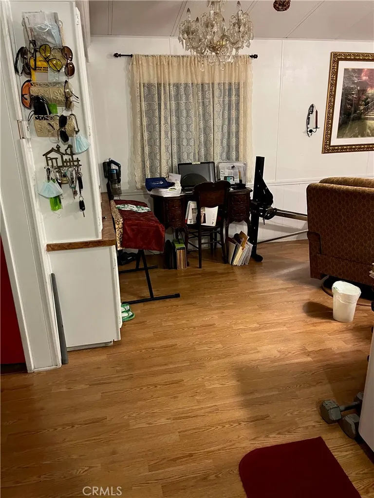 https://cdn.realtyfeed.com/cdn/127/306322467/dd6e8e7bf346da41e6305a0b6d4f2d1e.webp