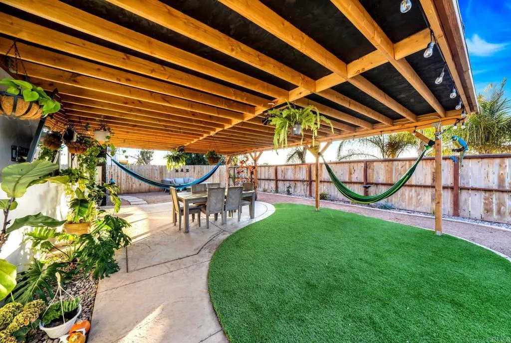 https://cdn.realtyfeed.com/cdn/127/306323455/4767ccf05846ce22618294ba62580920.webp