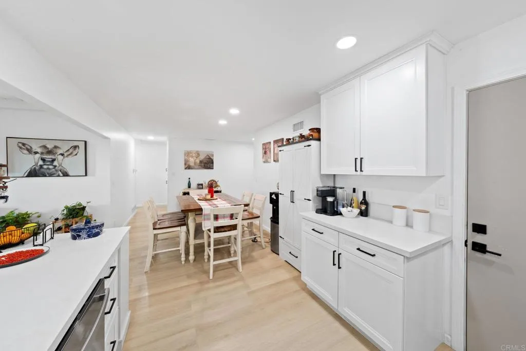 https://cdn.realtyfeed.com/cdn/127/306323455/a3638244551ce17b04d134861c29c38c.webp