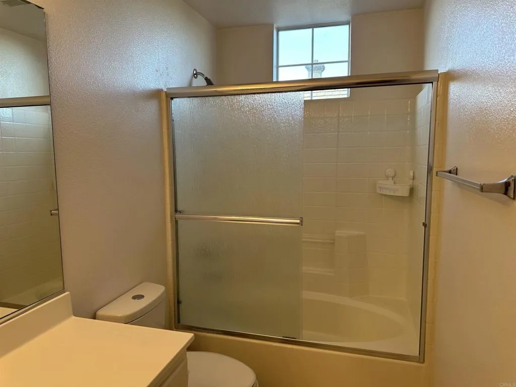 https://cdn.realtyfeed.com/cdn/127/306323625/1efcc927d2a4b049c0c112fe25ee4b85.webp