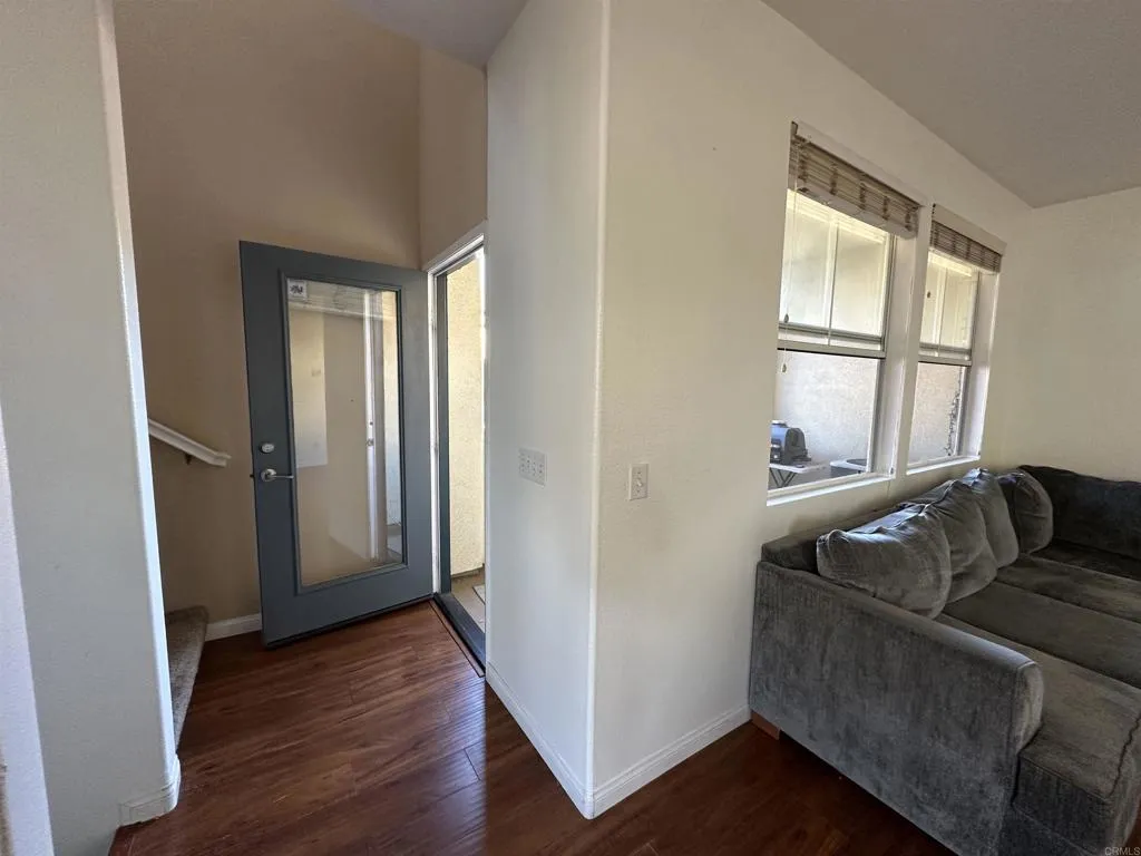 https://cdn.realtyfeed.com/cdn/127/306323625/cc368879aa00dcad9f1440e9f29533e1.webp