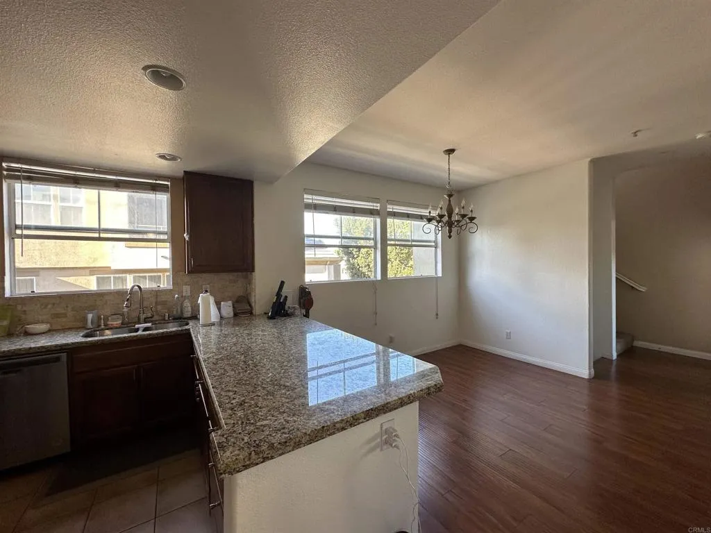 https://cdn.realtyfeed.com/cdn/127/306323625/e6661bb940728c5b852be335ac4d9694.webp