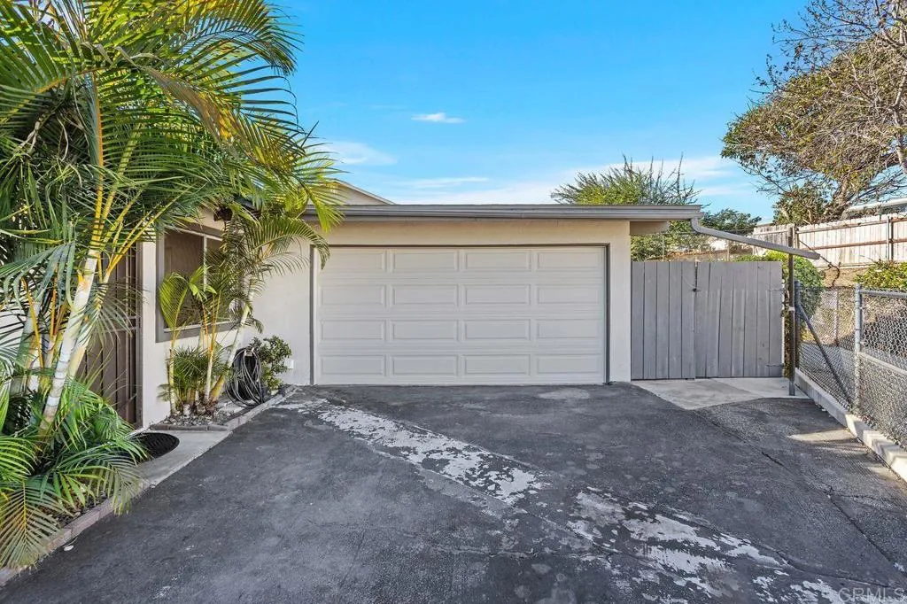 https://cdn.realtyfeed.com/cdn/127/306324849/7bd1e30502d6a16a6c6af7b168f23886.webp