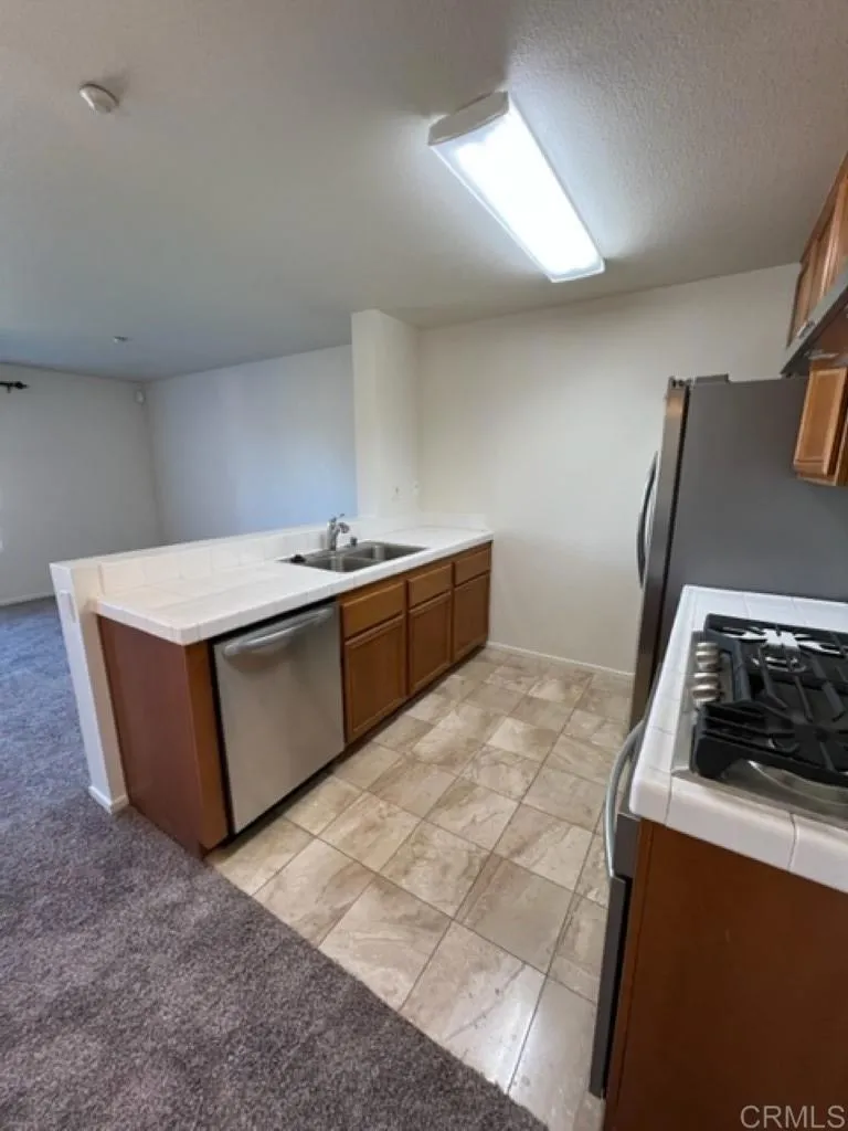 Photo #5: PTP2407596 Listing 