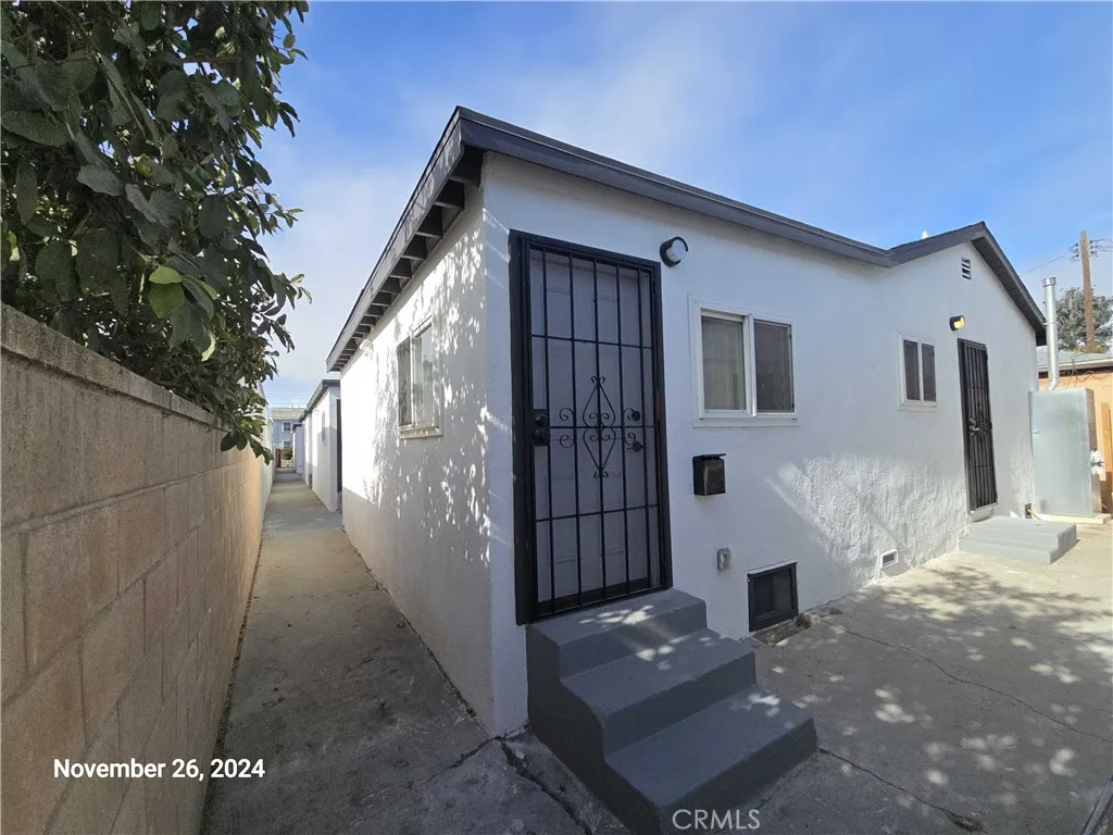 10916 S Inglewood Avenue Unit 10916 1/2, Inglewood, Ca 90304 - Photo 2 of 20, Inglewood, CA