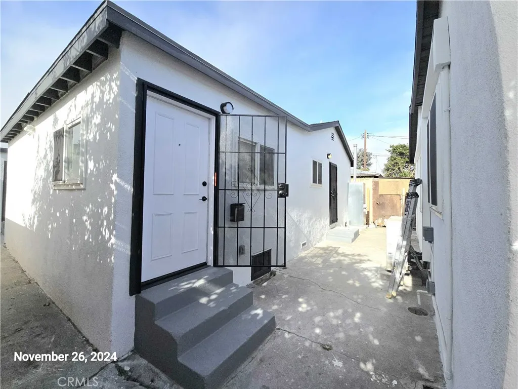 10916 S Inglewood Avenue Unit 10916 1/2, Inglewood, Ca 90304 - Main photo, Inglewood, CA
