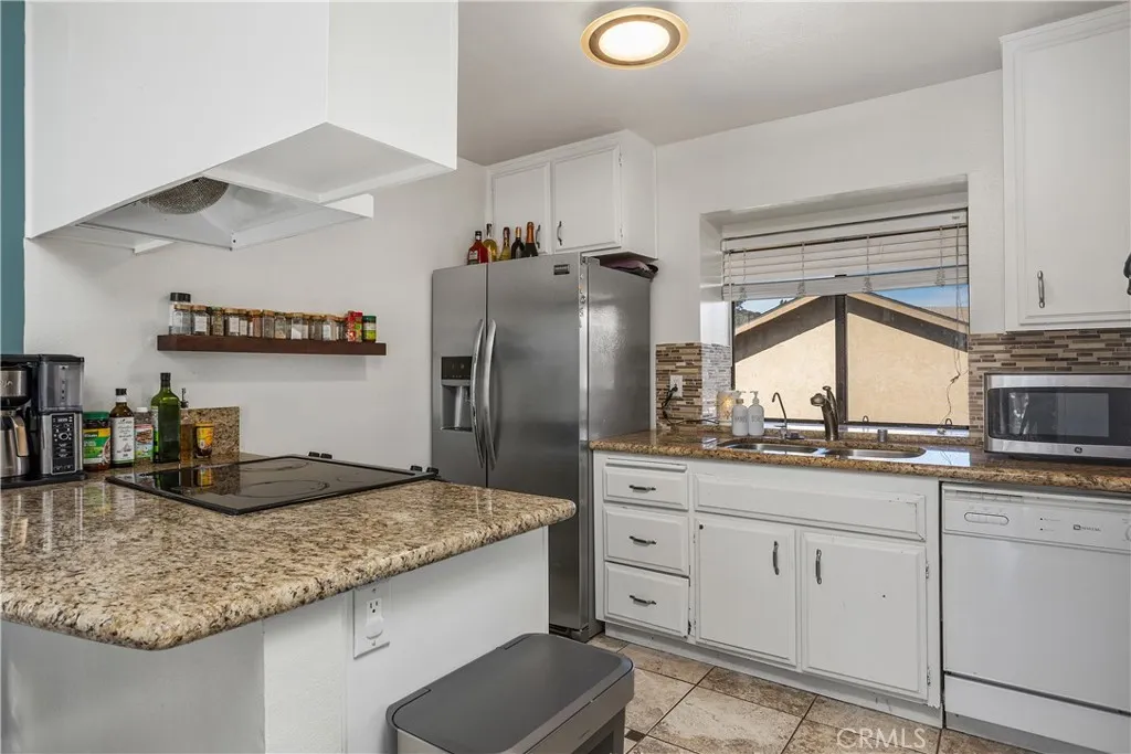 Photo #12: SW24251400 Listing: Photo #12