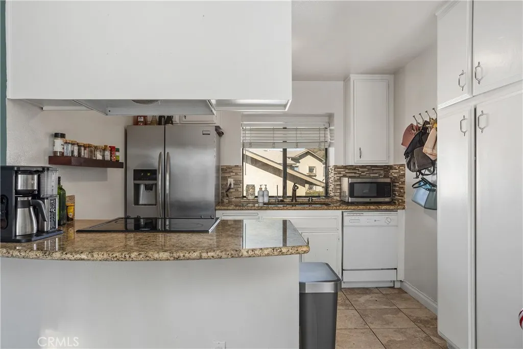 Photo #10: SW24251400 Listing: Photo #10
