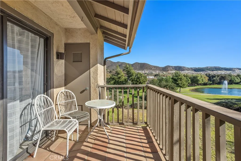 https://cdn.realtyfeed.com/cdn/127/306327109/b8d0a83f25af4a80437460beae622ca9.webp