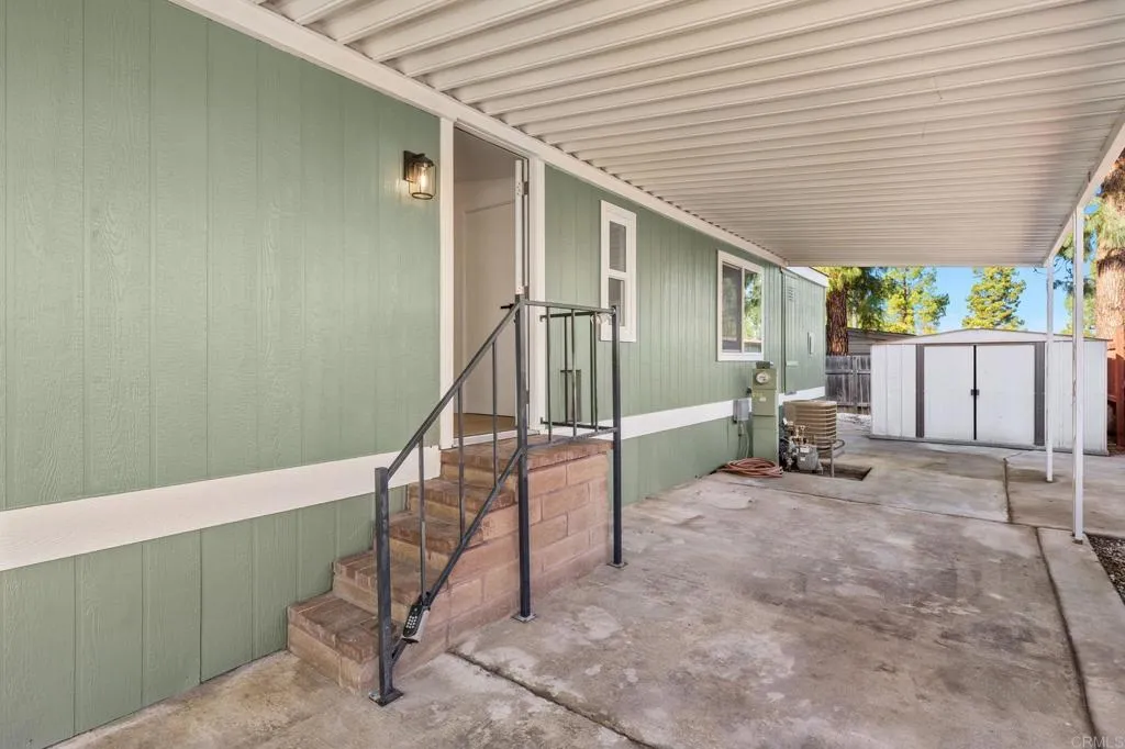 https://cdn.realtyfeed.com/cdn/127/306327378/5f31a32575cb8dc844bd29682c9e735f.webp