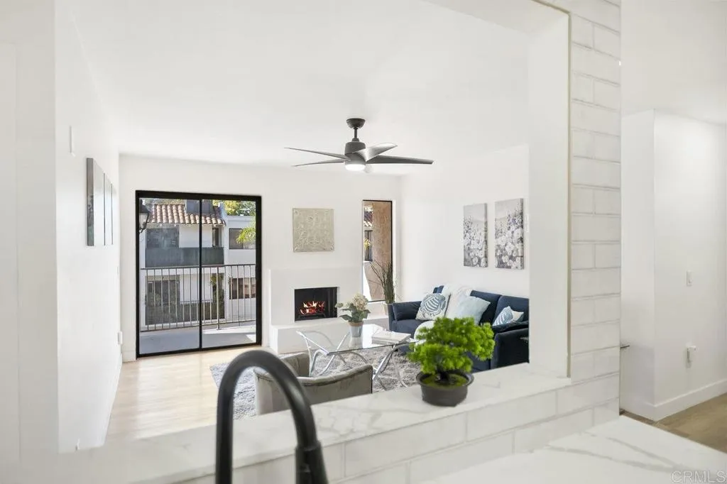 https://cdn.realtyfeed.com/cdn/127/306327507/b61f2b28cf1278592a26c83e342f0702.webp