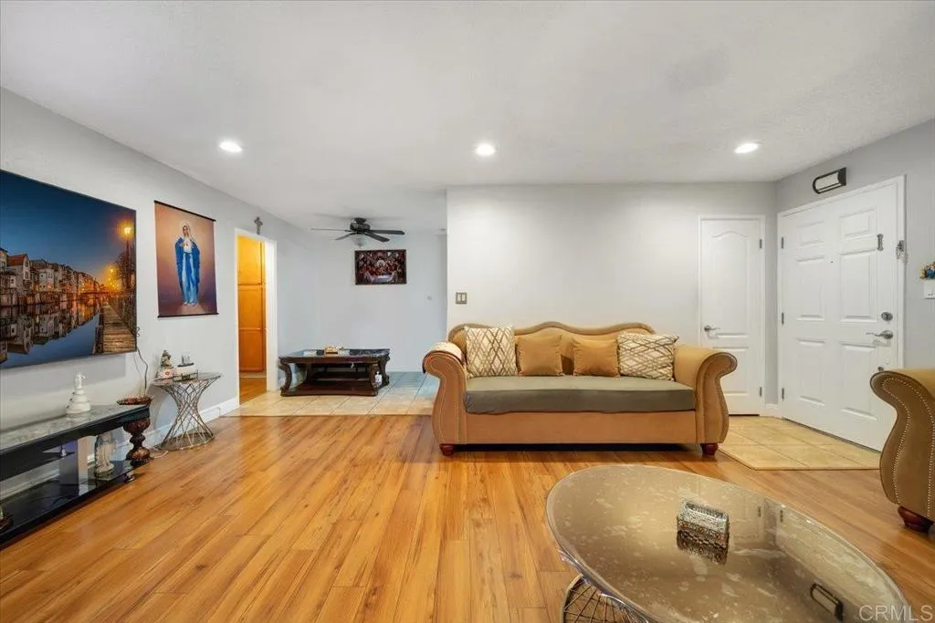 Photo #4: PTP2407660 Listing 