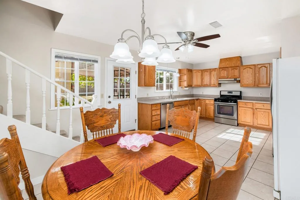 https://cdn.realtyfeed.com/cdn/127/306328280/e295705162495baad1dd58dd7e08db26.webp
