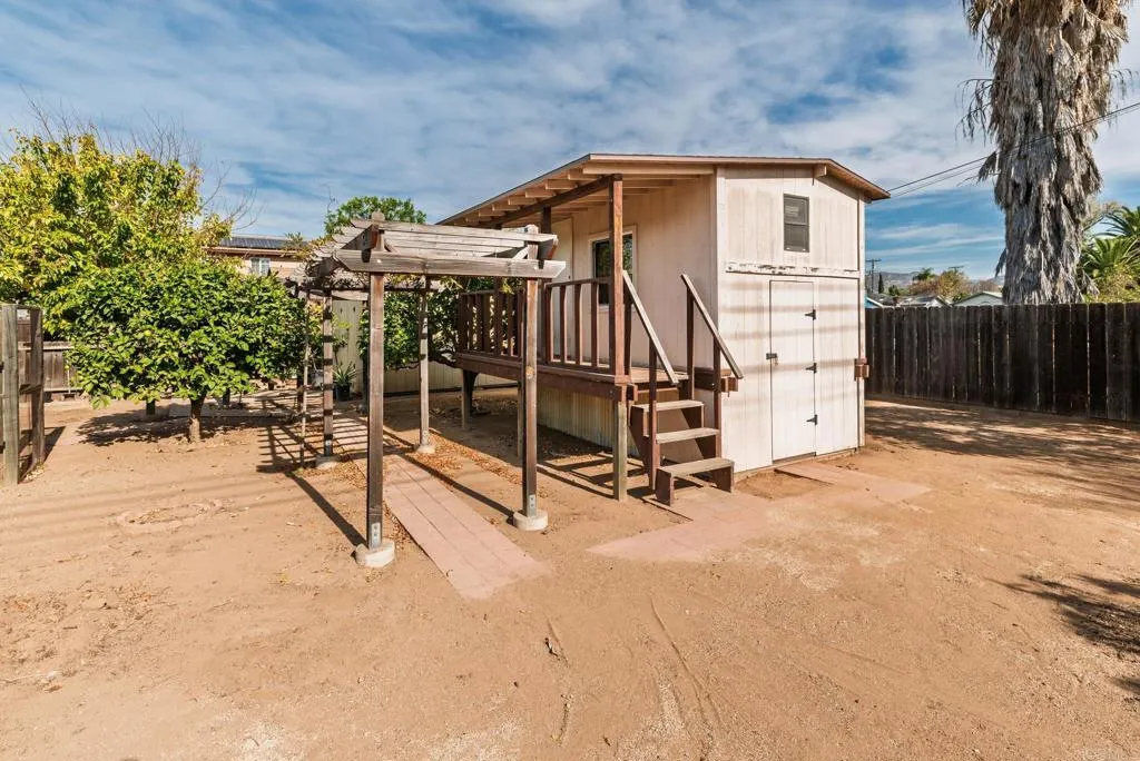 https://cdn.realtyfeed.com/cdn/127/306328280/ff718a4747096690d854216bc1e03599.webp