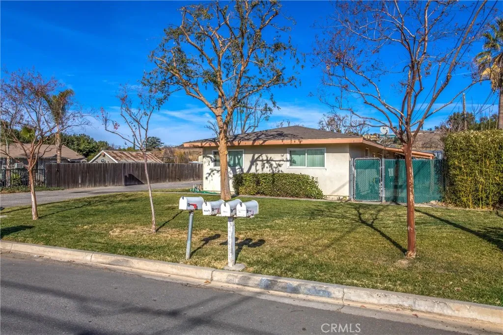 32390 Avenue D, Yucaipa, Ca 92399 - Photo 3 of 44, Yucaipa, CA