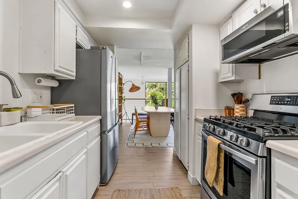 https://cdn.realtyfeed.com/cdn/127/306328959/0f23453fad87fa961c731694a49048a6.webp
